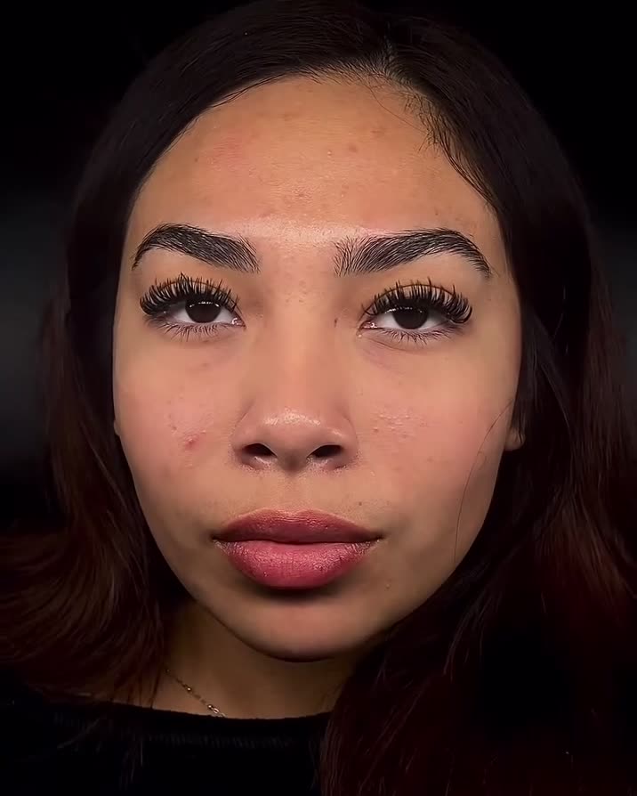 Full lash set on a client with dark hair